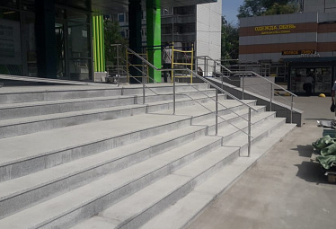 Двухригельные перила и ограждения купить в Омске