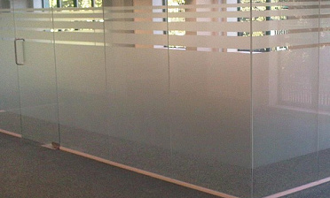 Cтеклянные перегородки - вариант 3 купить в Омске