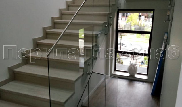 Таунхаус в Опалихе  в Омске. Готовые проекты ПерилаГлавСнаб Таунхаус в Опалихе  в Омске. Готовые проекты ПерилаГлавСнаб