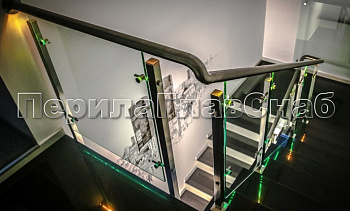 Ограждения со стеклом и подсветкой поручня в Омске. Готовые проекты ПерилаГлавСнаб Ограждения со стеклом и подсветкой поручня в Омске. Готовые проекты ПерилаГлавСнаб