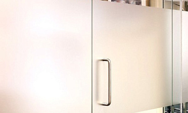 Стеклянные офисные перегородки купить в Омске