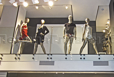 Стеклянные ограждения для торговых  и бизнес центров купить в Омске