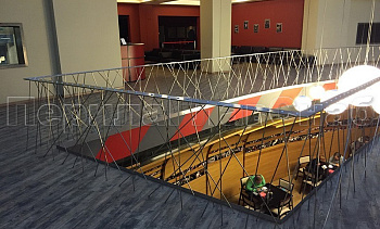 Дизайнерское ограждение из нержавейки с вертикальным заполнением в Омске. Готовые проекты ПерилаГлавСнаб