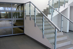 Стеклянные перила для колодезных лестниц в Омске. Готовые проекты ПерилаГлавСнаб - фото 5