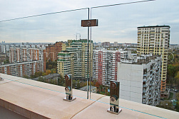 Стеклянные перила для балконов в Омске. Готовые проекты ПерилаГлавСнаб - фото 28