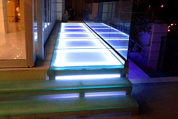 Стеклянные полы в Омске. Готовые проекты ПерилаГлавСнаб - фото 13