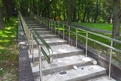 Перила для лестниц из металла в Омске. Готовые проекты ПерилаГлавСнаб - фото 11