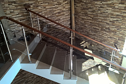 Ограждения из нержавейки со стеклом в Омске. Готовые проекты ПерилаГлавСнаб - фото 20