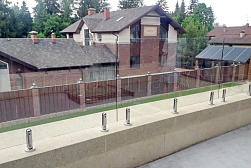 Стеклянные перила для балконов в Омске. Готовые проекты ПерилаГлавСнаб - фото 3