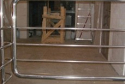 Ограждение лестницы от детей в Омске. Готовые проекты ПерилаГлавСнаб - фото 6