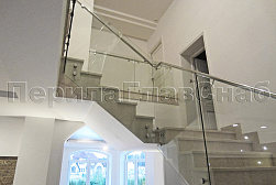 Стеклянные перила для колодезных лестниц в Омске. Готовые проекты ПерилаГлавСнаб - фото 7