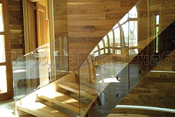 Стеклянные перила для лестниц в Омске. Готовые проекты ПерилаГлавСнаб - фото 20