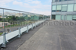 Цельностеклянные ограждения для крыш в Омске. Готовые проекты ПерилаГлавСнаб - фото 14