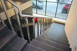 Перила и ограждения с вертикальным заполнением в Омске. Готовые проекты ПерилаГлавСнаб - фото 12