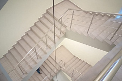 Перила для лестниц из металла в Омске. Готовые проекты ПерилаГлавСнаб - фото 15