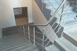 Перила для лестниц из металла в Омске. Готовые проекты ПерилаГлавСнаб - фото 10