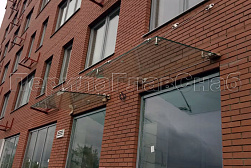 Стеклянные козырьки на вантах в Омске. Готовые проекты ПерилаГлавСнаб - фото 6