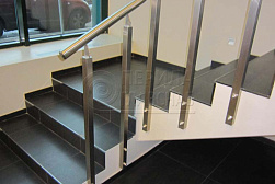 Перила и ограждения с вертикальным заполнением в Омске. Готовые проекты ПерилаГлавСнаб - фото 13