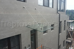 Стеклянные козырьки на вантах в Омске. Готовые проекты ПерилаГлавСнаб - фото 18