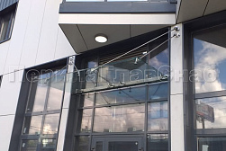 Стеклянные козырьки на вантах в Омске. Готовые проекты ПерилаГлавСнаб - фото 12