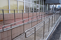 Поручни для инвалидов из нержавеющей стали в Омске. Готовые проекты ПерилаГлавСнаб - фото 22