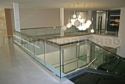 Стеклянные перила для атриумов в Омске. Готовые проекты ПерилаГлавСнаб - фото 11