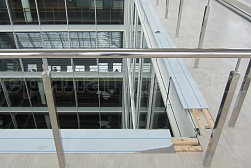 Ограждения и перила без ригелей из нержавеющей стали (без заполнения) в Омске. Готовые проекты ПерилаГлавСнаб - фото 5 Ограждения и перила без ригелей из нержавеющей стали (без заполнения) в Омске. Готовые проекты ПерилаГлавСнаб - фото 5