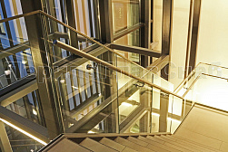 Стеклянные ограждения для торговых  и бизнес центров в Омске. Готовые проекты ПерилаГлавСнаб - фото 21