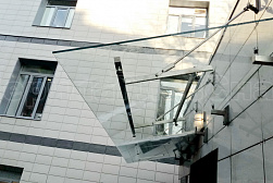 Козырьки и навесы на металлокаркасе в Омске. Готовые проекты ПерилаГлавСнаб - фото 9